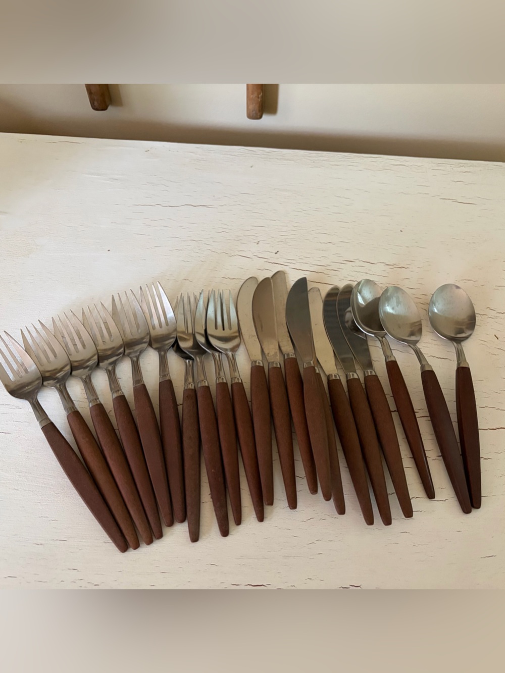 Vintage MCM Danish Modern Ekco Eterna Flatware Canoe Muffin Collection❤️🍴